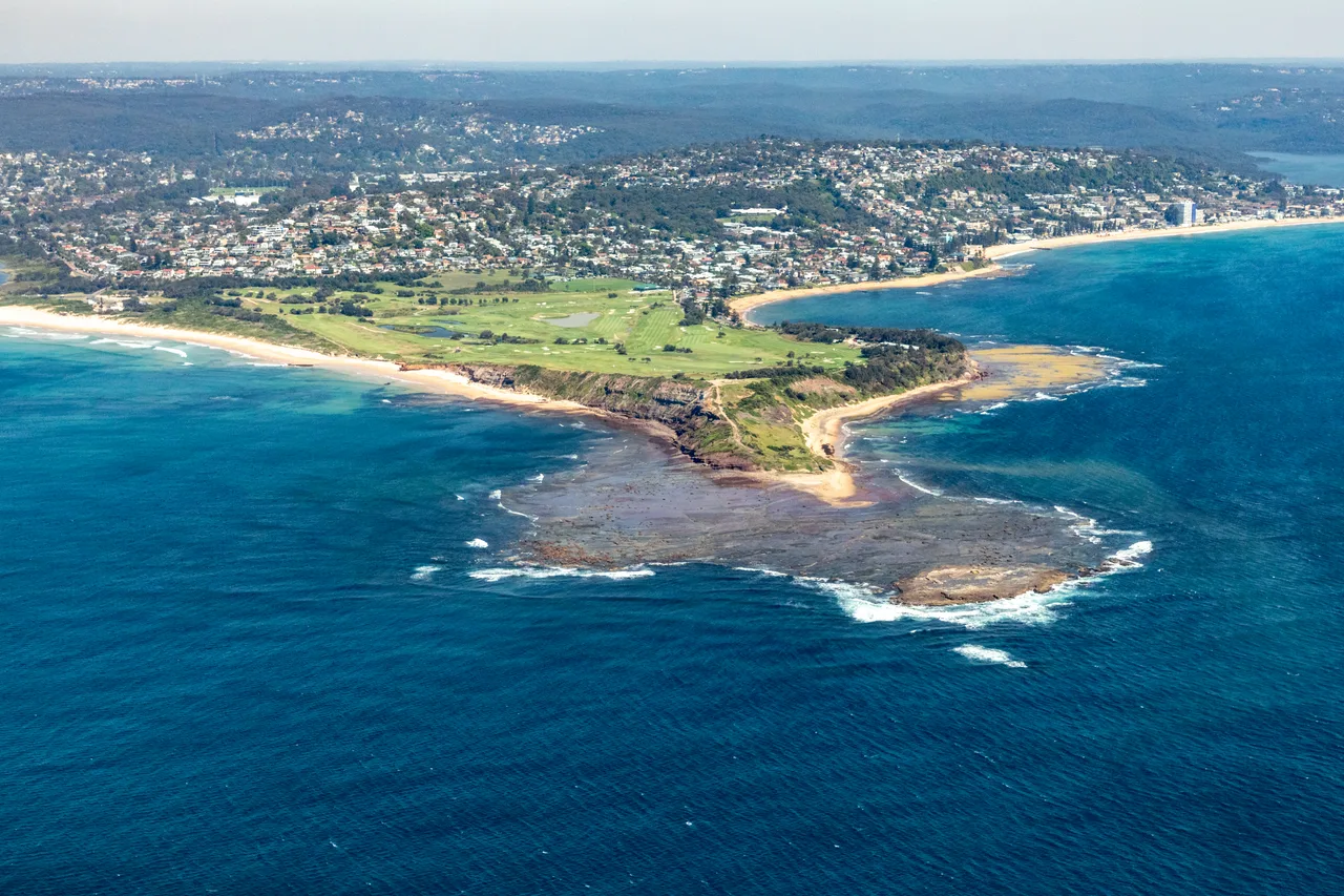 Course photograph of Long Reef Golf Club