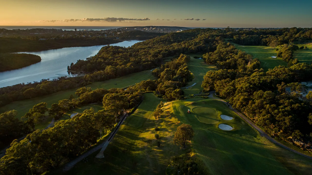 Course photograph of Wakehurst Golf Club