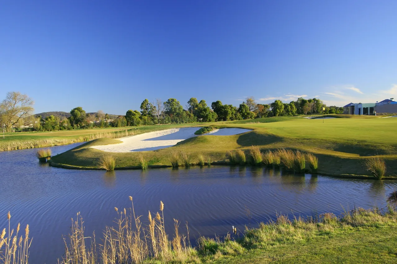 Course map of Waterford Valley Golf Course